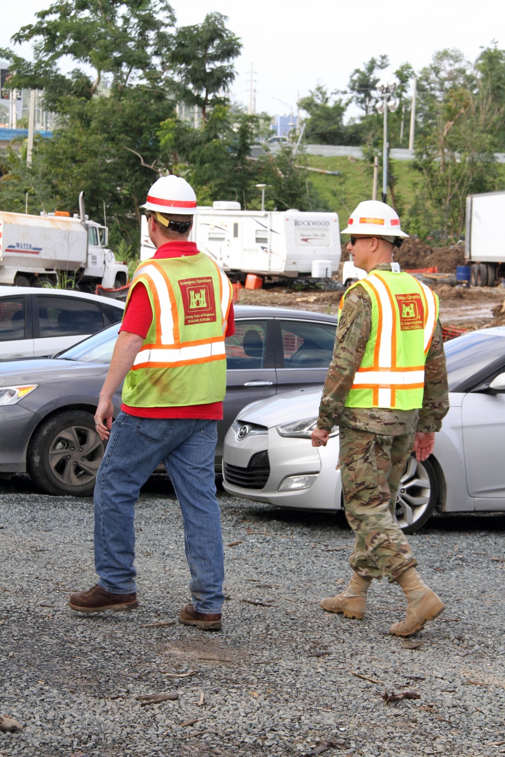 Senior Corps of Engineers leaders visit Puerto Rico