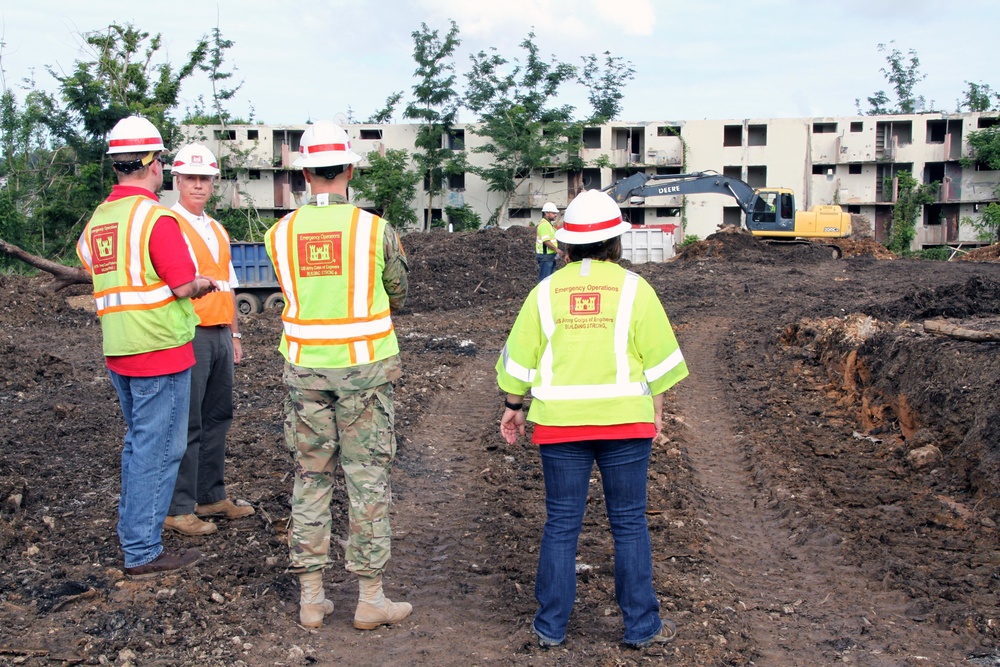 Senior Corps of Engineers leaders visit Puerto Rico