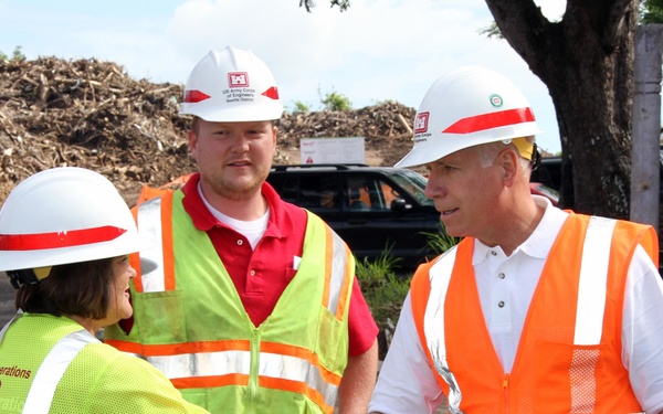 Senior Corps of Engineers leaders visit Puerto Rico