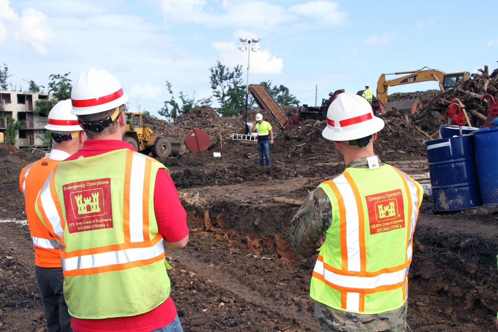 Senior Corps of Engineer leaders visit Puerto Rico