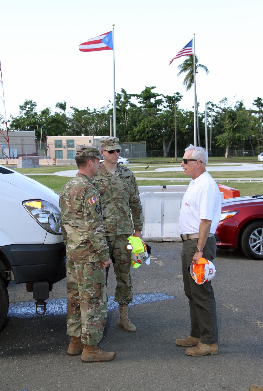 Senior Corps of Engineers leaders visit Puerto Rico