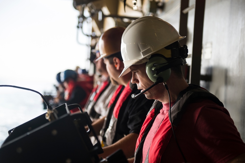 USS Anchorage (LPD 23) Supports NASA's Orion Spacecraft Recovery Test