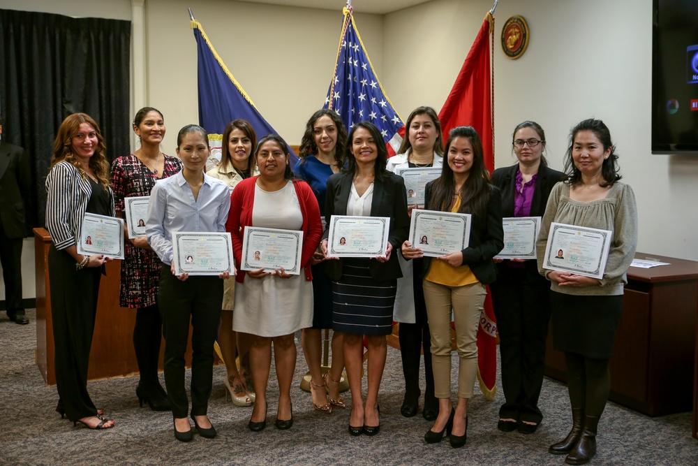 Camp Foster holds naturalization ceremony