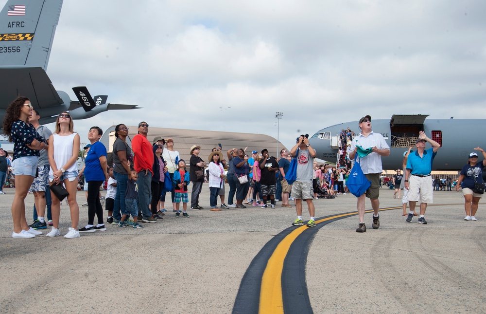 The 2017 Andrews Air Show: Air and Space Expo