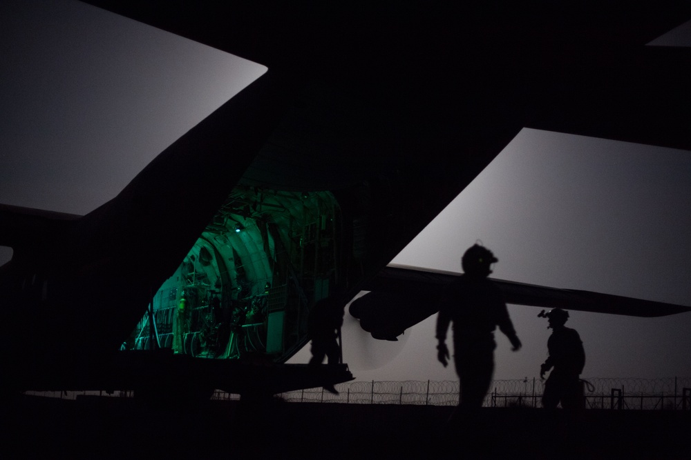 Airmen conduct cargo operations in East Africa