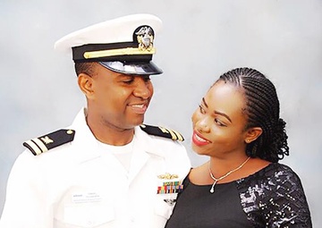 NAVSUP WSS Sailor recognized with Commendation Medal, sets example of courage, determination