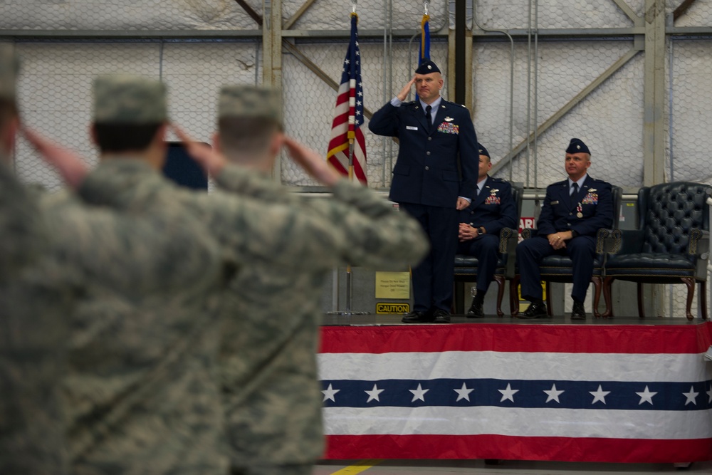 19th SOS change of command