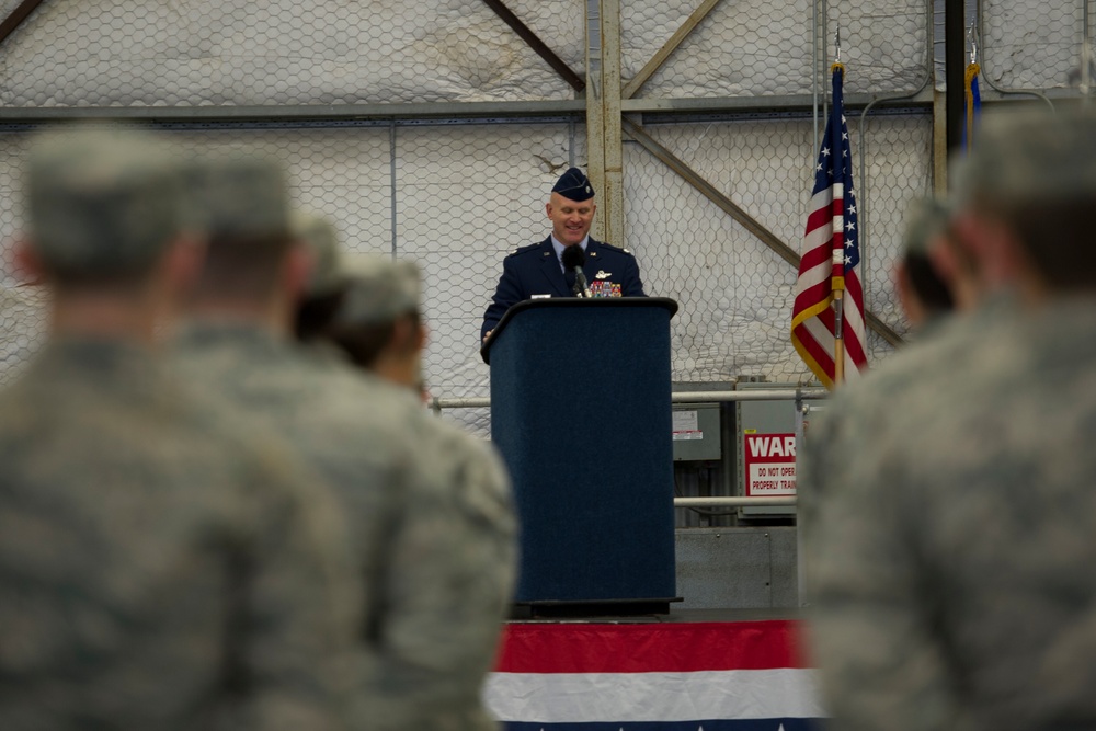 19th SOS change of command