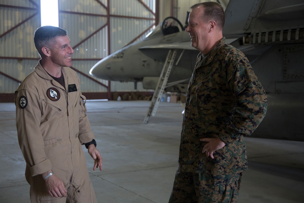 3rd MAW CG visits Marines at ITX 2-18