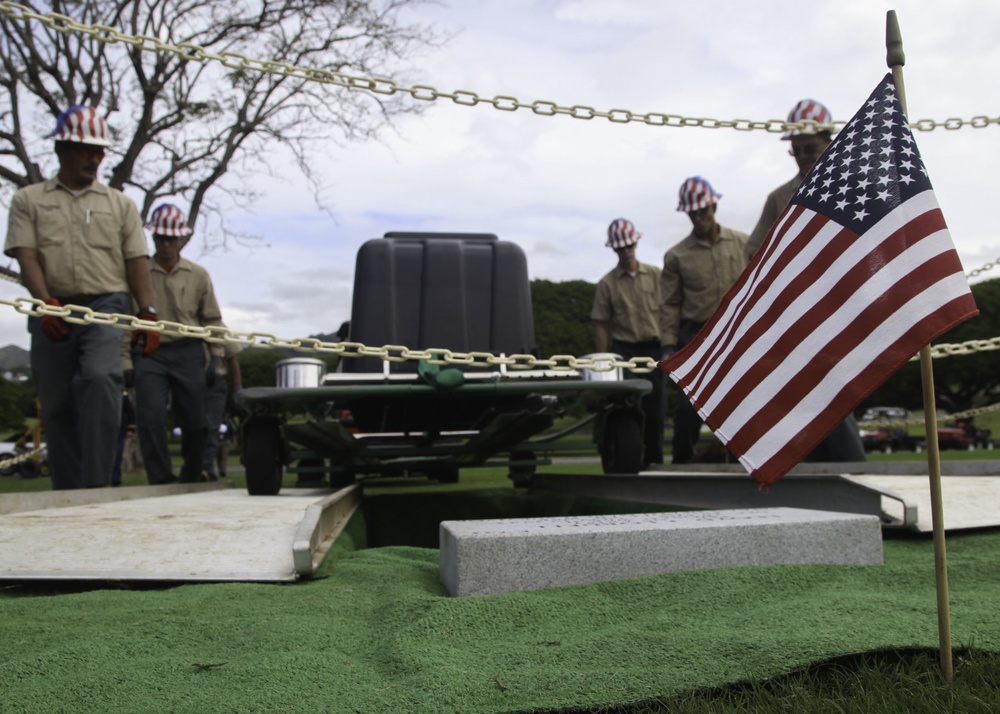 Funeral For Soldier Killed During WWII (Lobdell, L.)