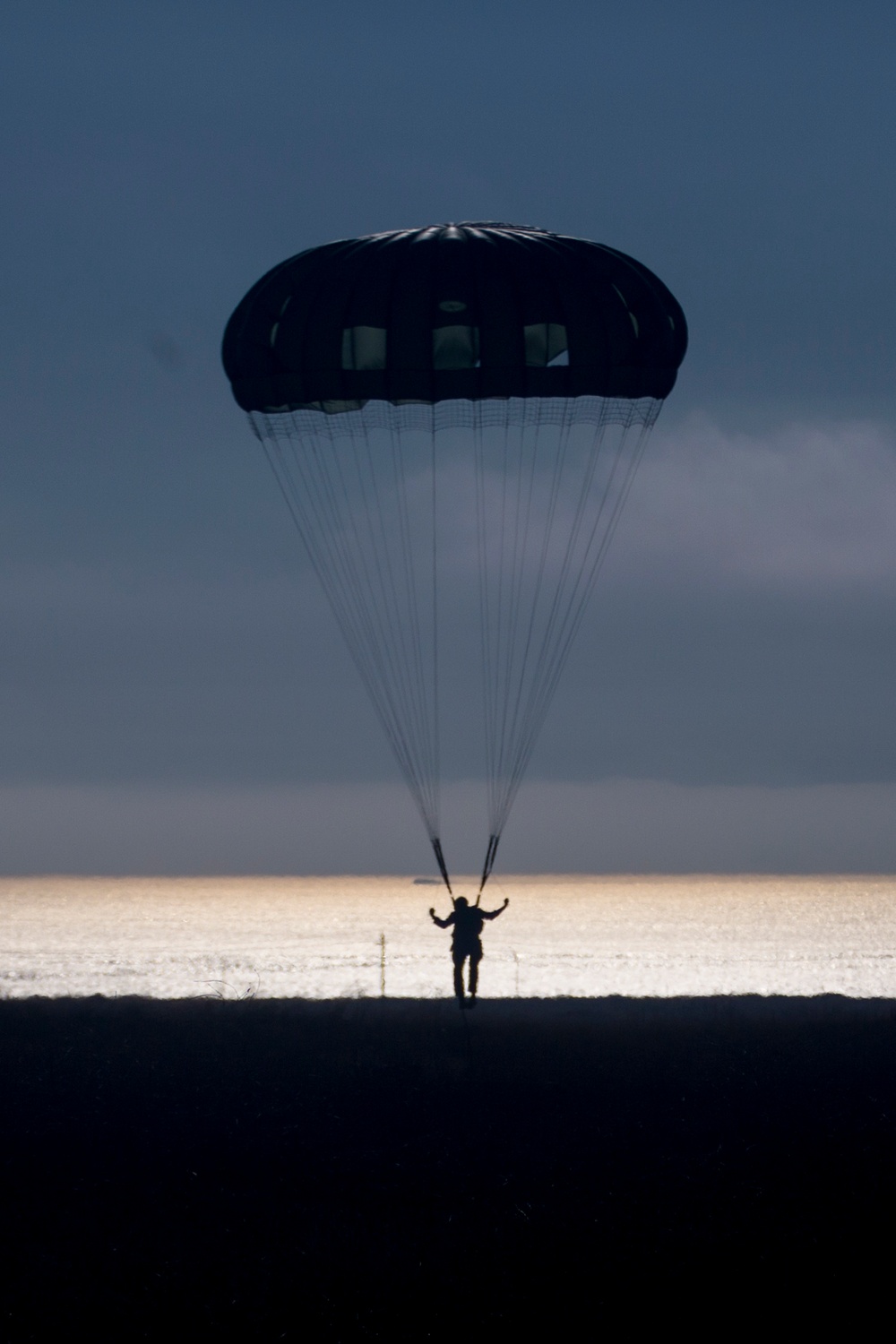 1st Recon Parachutes