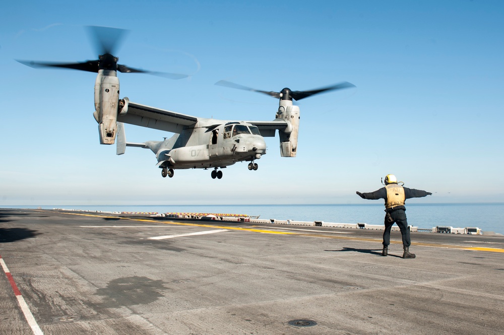 USS America aircraft lifts off from flight deck