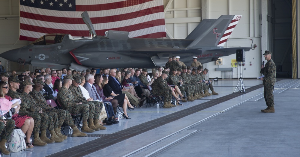 Marine Fighter Attack Squadron (VMFA) 211 Change of Command Ceremony