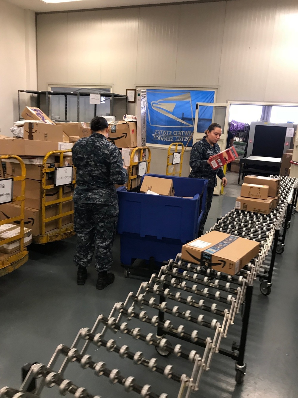 Sailors Inventory Mail at the Fleet Mail Center