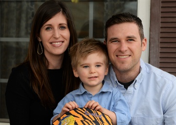 Pilot battles brain cancer, recovery with faith