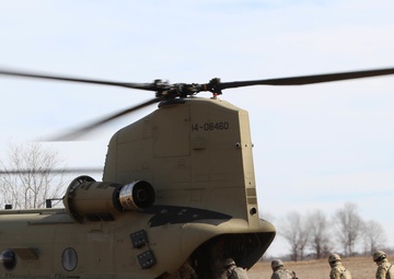 Red Knights conduct artillery gun raid