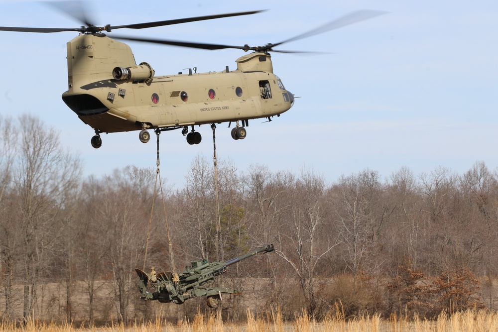 Red Knights conduct artillery gun raid