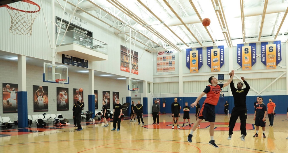 10th Mountain Division Soldiers participate in Community Outreach event with Syracuse University Basketball Team