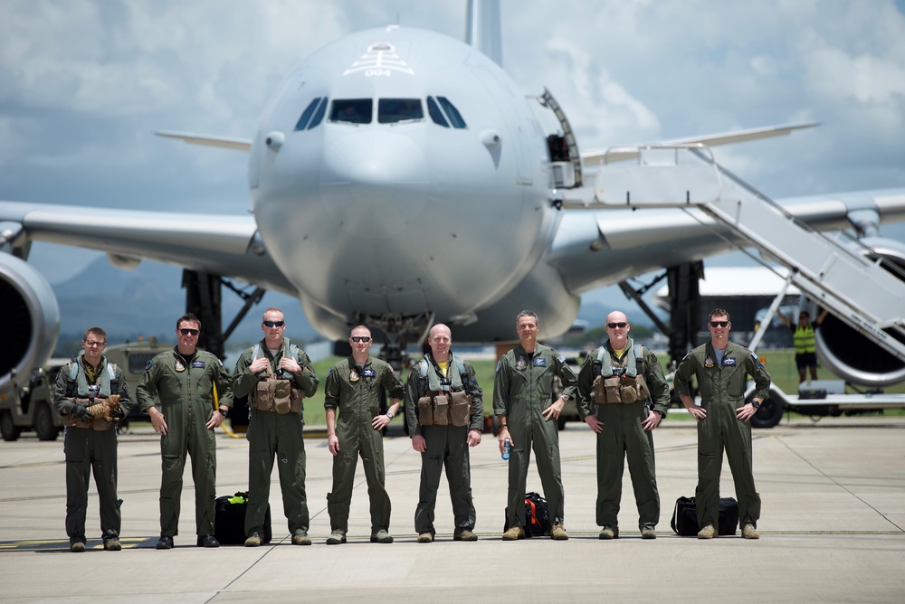 First B-1B operational refuel with RAAF Airbus KC-30A