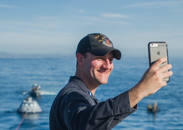 USS Anchorage (LPD 23) Supports NASA's Orion Spacecraft Recovery Test