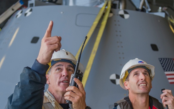 USS Anchorage (LPD 23) Supports NASA's Orion Spacecraft Recovery Test