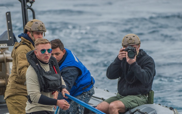 USS Anchorage (LPD 23) Supports NASA's Orion Spacecraft Recovery Test