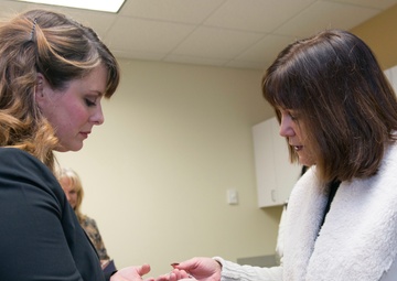 Karen Pence visits the Mild Traumatic Brain Injury Clinic at DoD-V.A. Joint Venture Hospital at JBER