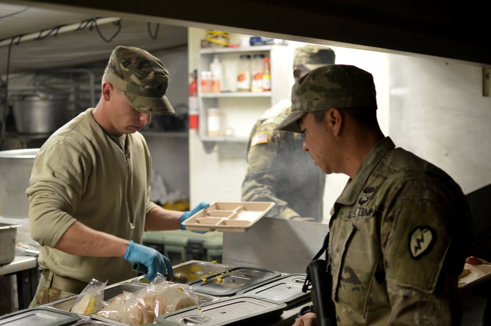 Culinary specialists cook up breakfast during JRTC