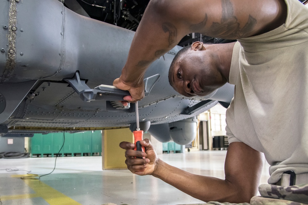 723d  AMXS wraps up HH-60 depot maintenance