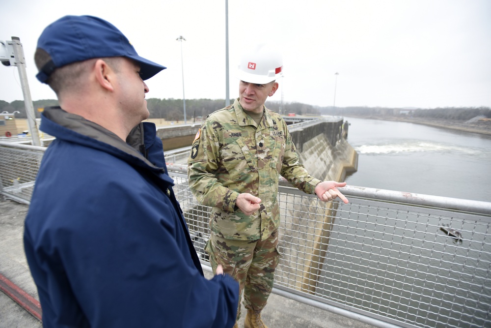 Nashville District hosts ‘First Responders Day’ at Old Hickory Dam