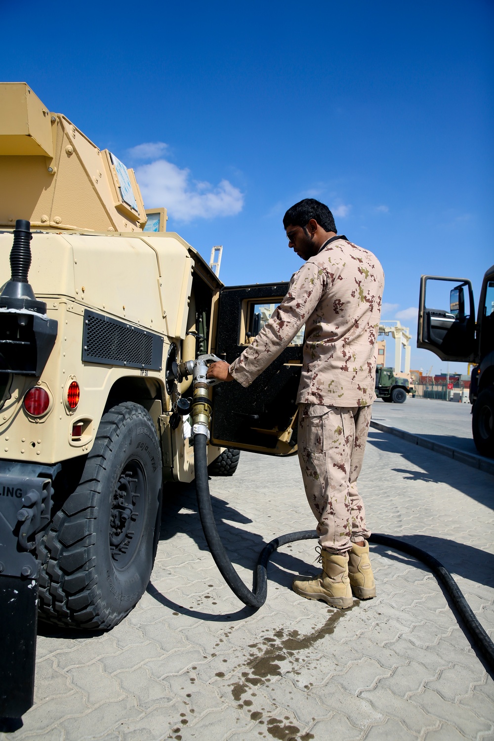 USNS Seay onloads equipment in support of Native Fury 18