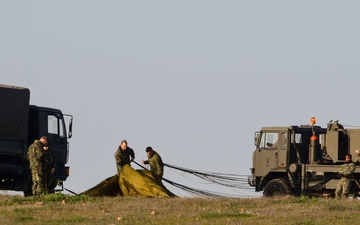 American, Portuguese cargo planes drop personnel, cargo over landing zone during Real Thaw 18