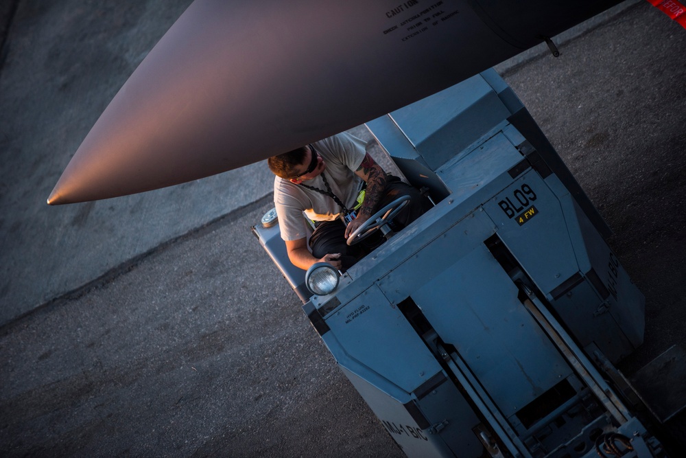 Red Tail maintainers shine with new MAJCOM award