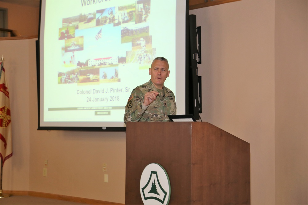 Garrison commander highlights installation’s way ahead to Fort McCoy workforce during annual briefing