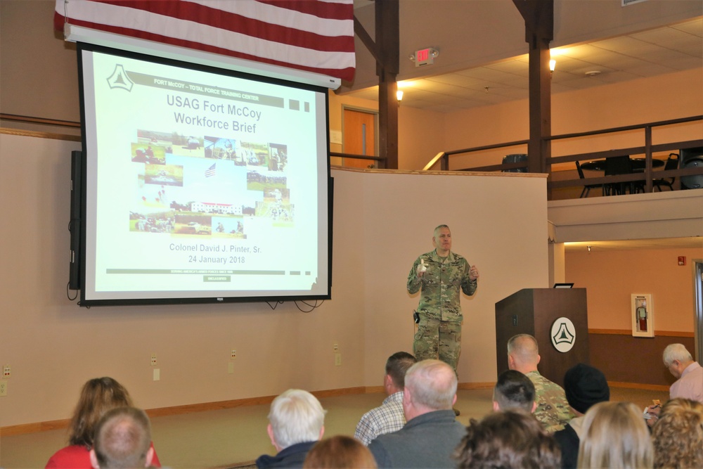 Garrison commander highlights installation’s way ahead to Fort McCoy workforce during annual briefing