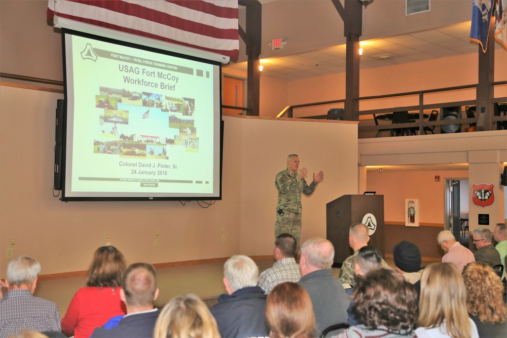 Garrison commander highlights installation’s way ahead to Fort McCoy workforce during annual briefing