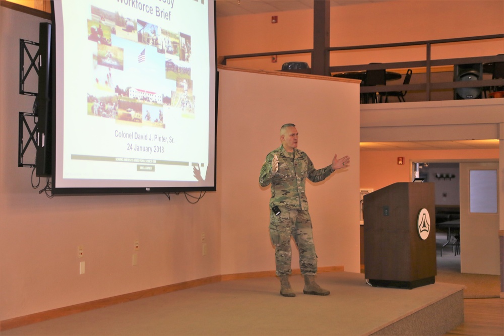 Garrison commander highlights installation’s way ahead to Fort McCoy workforce during annual briefing