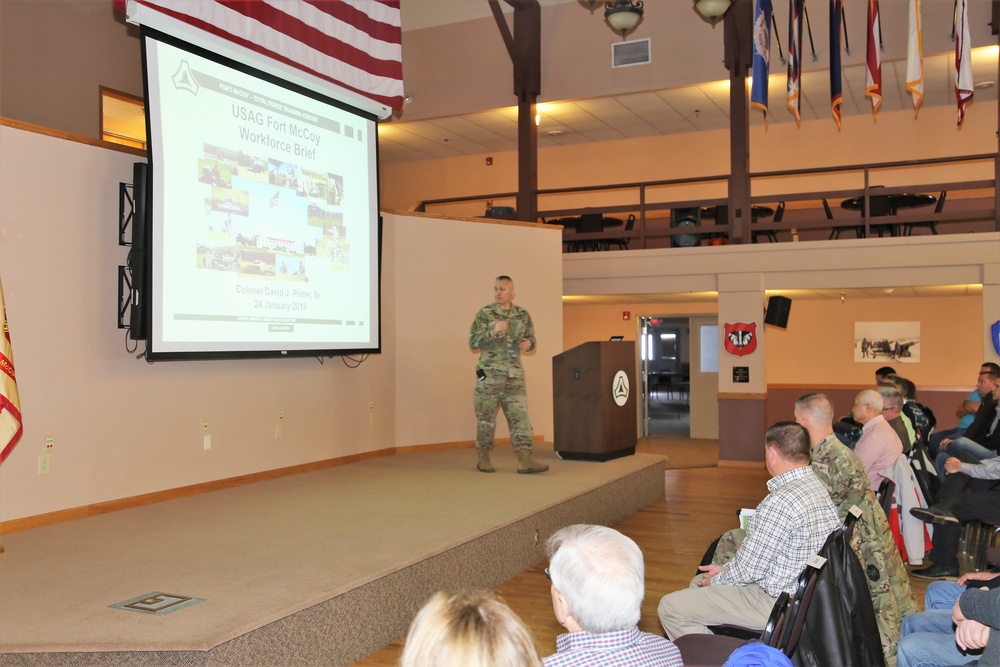 Garrison commander highlights installation’s way ahead to Fort McCoy workforce during annual briefing