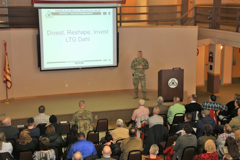 Garrison commander highlights installation’s way ahead to Fort McCoy workforce during annual briefing