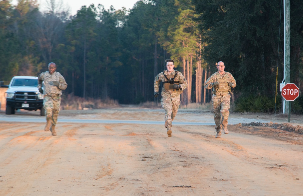 Spartans Try Out New Soldier Readiness Test