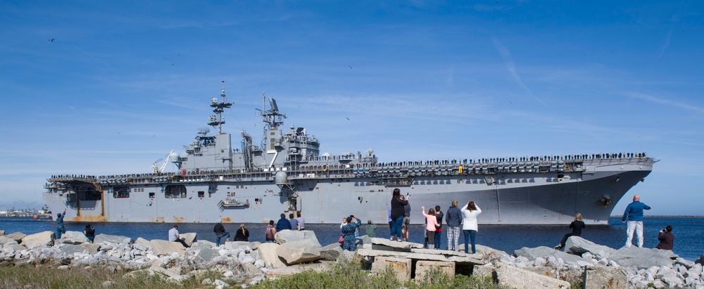 USS Iwo Jima Deploys