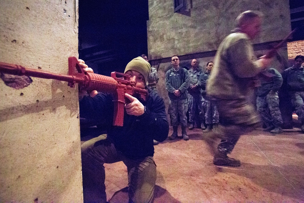 Airmen train in urban maneuver tactics at JT2DC