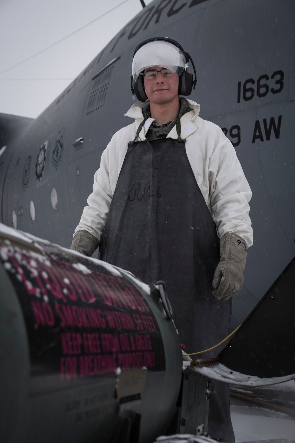 Ohio Air Guard maintainers brave the storm