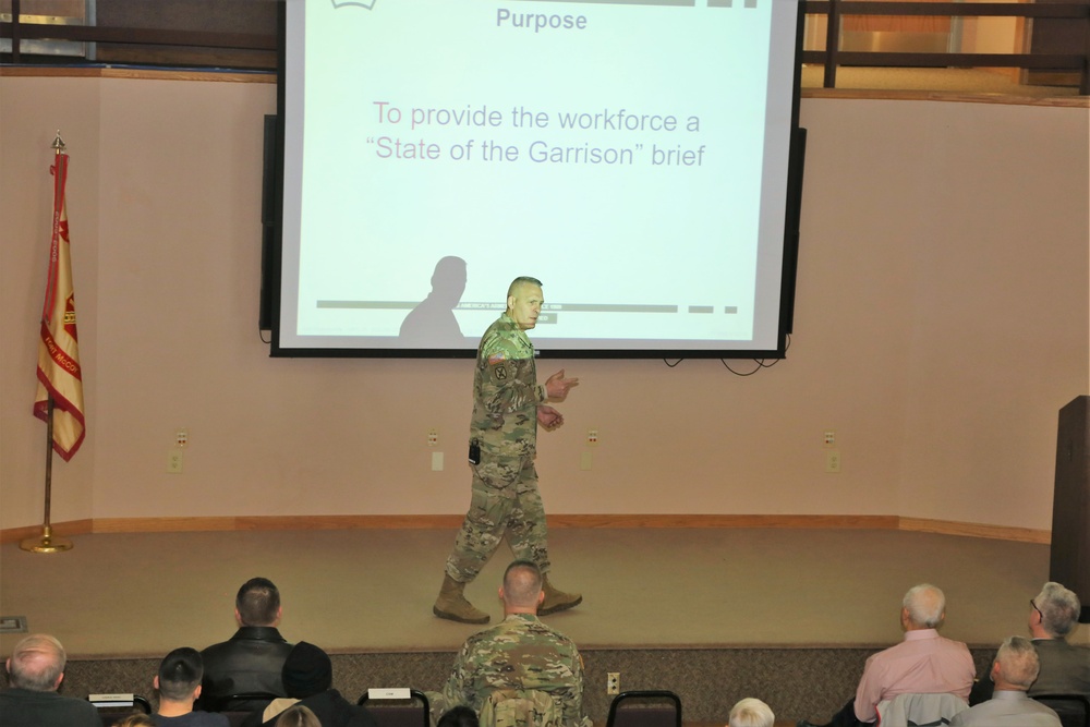 Garrison commander highlights installation’s way ahead to Fort McCoy workforce during annual briefing