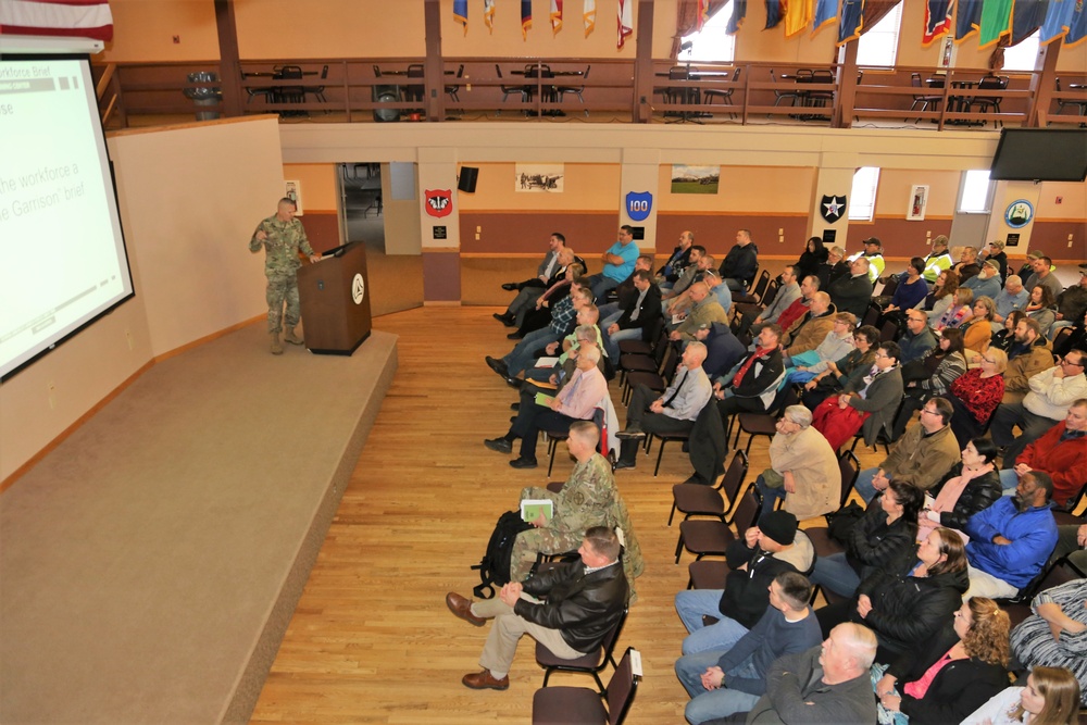 Garrison commander highlights installation’s way ahead to Fort McCoy workforce during annual briefing