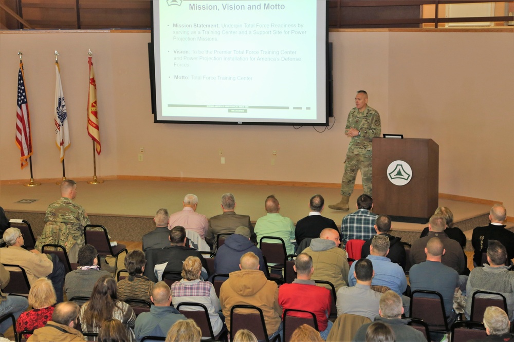 Garrison commander highlights installation’s way ahead to Fort McCoy workforce during annual briefing