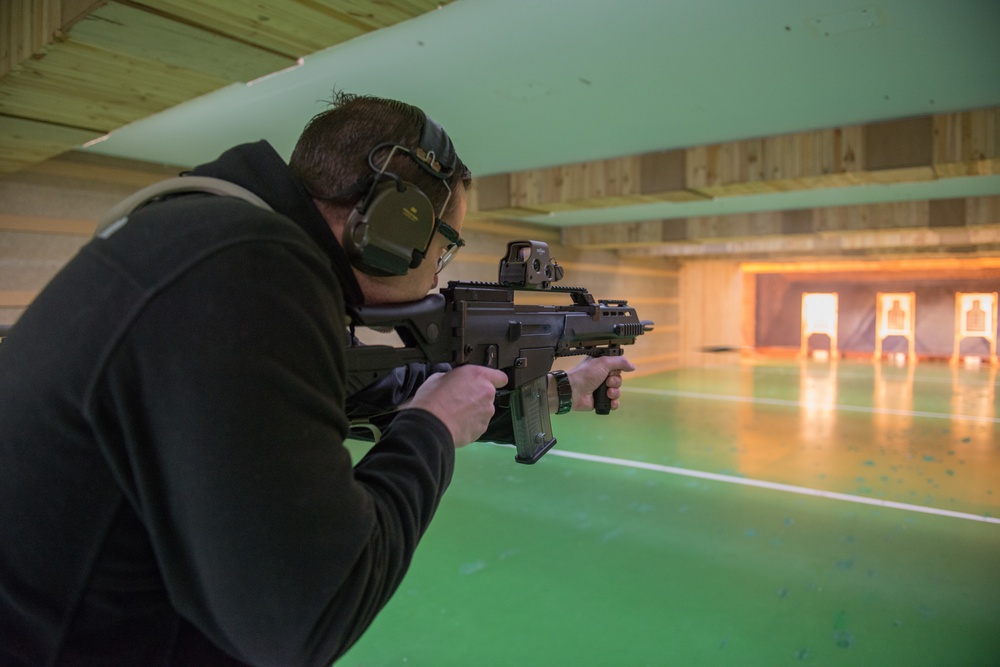 SSD and German troops fire with HK G36K A4 rifle