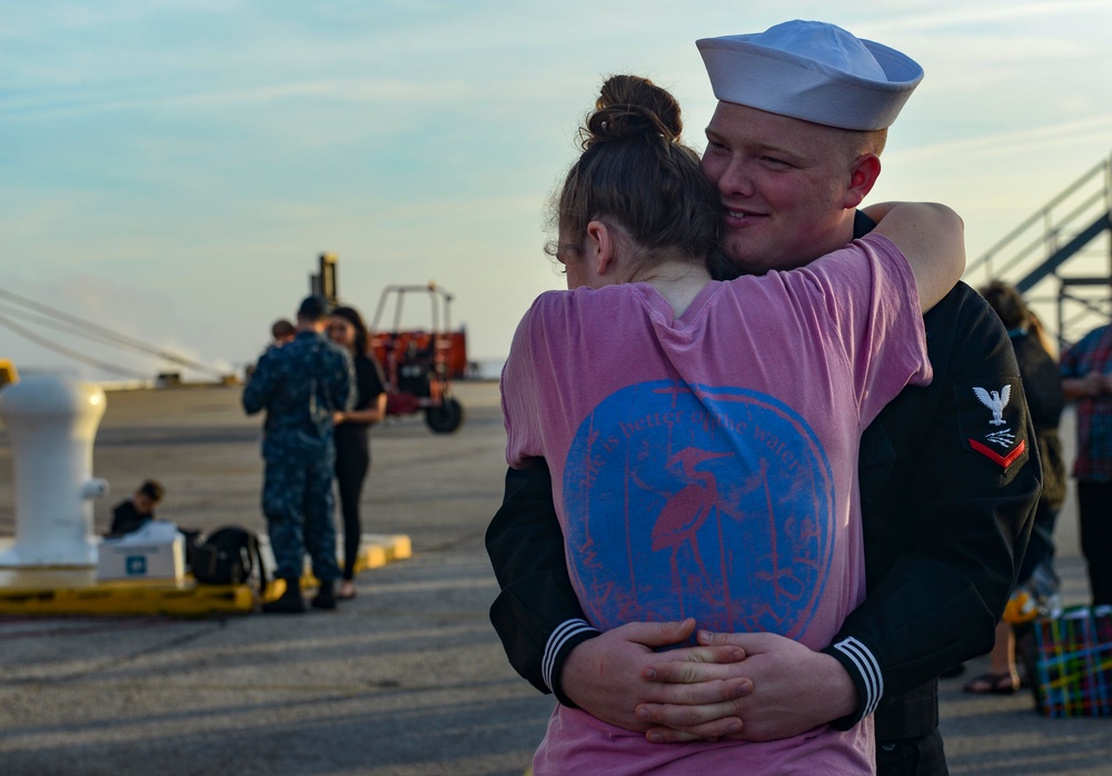 USS Iwo Jima Deploys