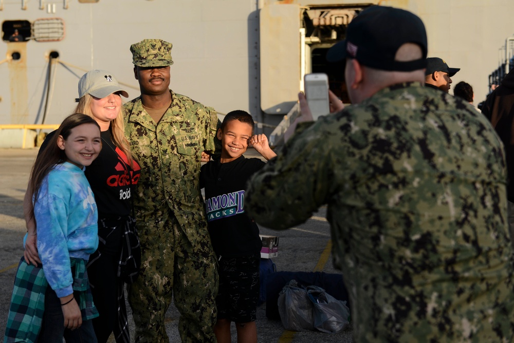 USS Iwo Jima Deploys