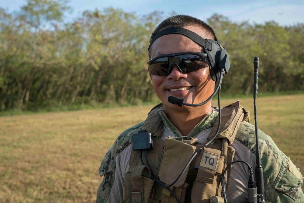 CRG-1, Det. Guam Sailors Fire M240B Machine Gun